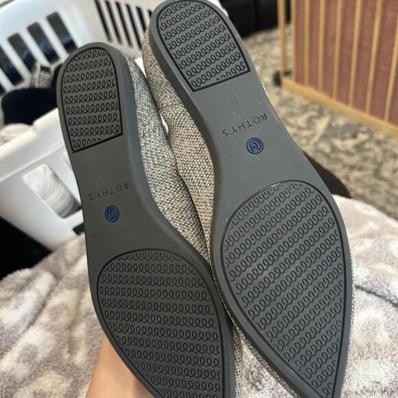Like New Rothy’s size 8 - Picture 2 of 3